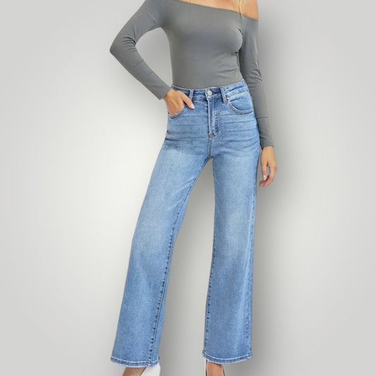 Lilli Straight-Leg Jean